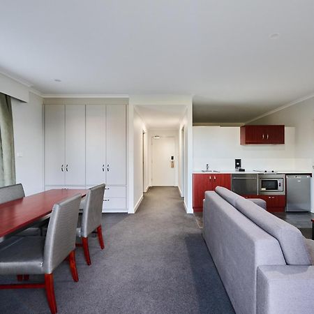 Abode Narrabundah Hotel Canberra Ngoại thất bức ảnh