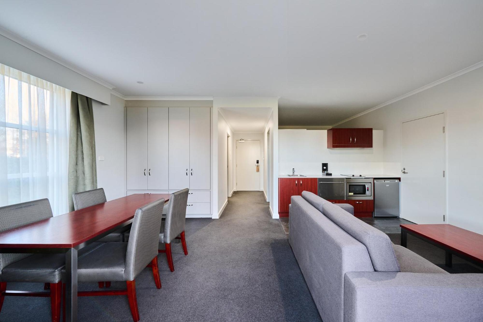 Abode Narrabundah Hotel Canberra Ngoại thất bức ảnh