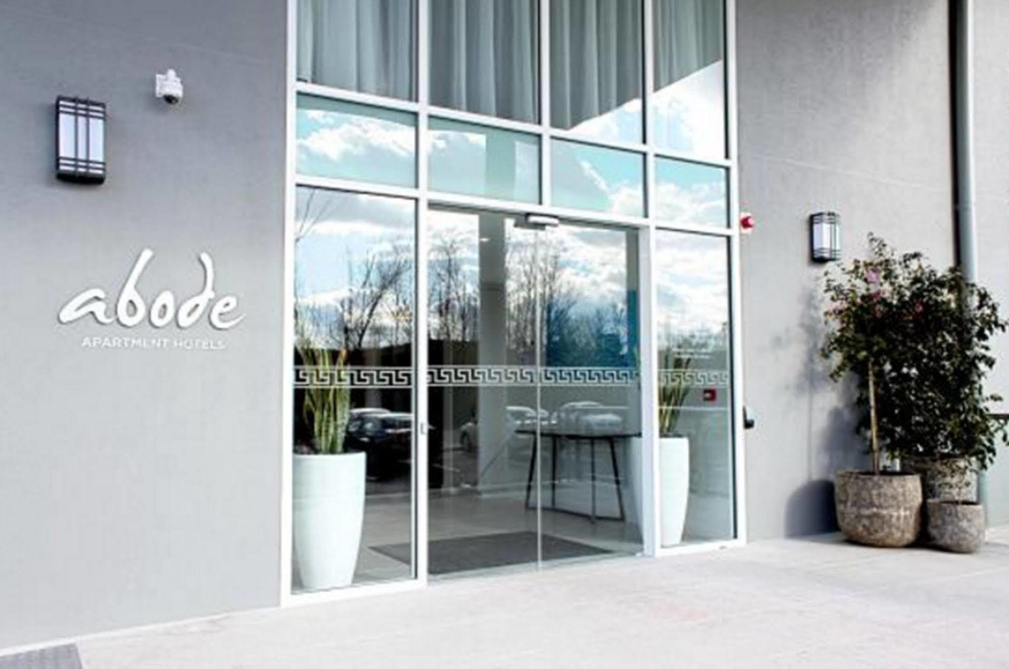 Abode Narrabundah Hotel Canberra Ngoại thất bức ảnh