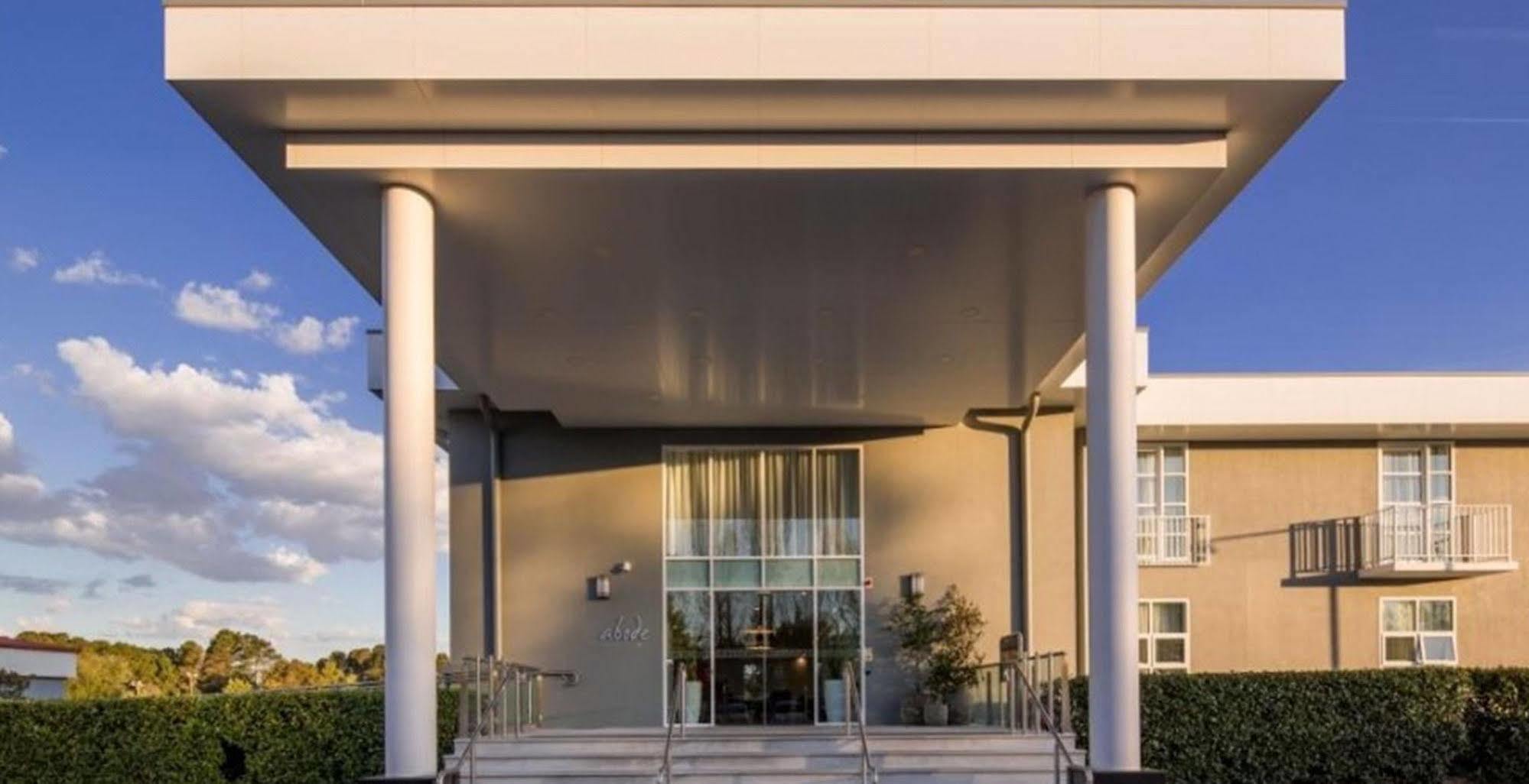 Abode Narrabundah Hotel Canberra Ngoại thất bức ảnh