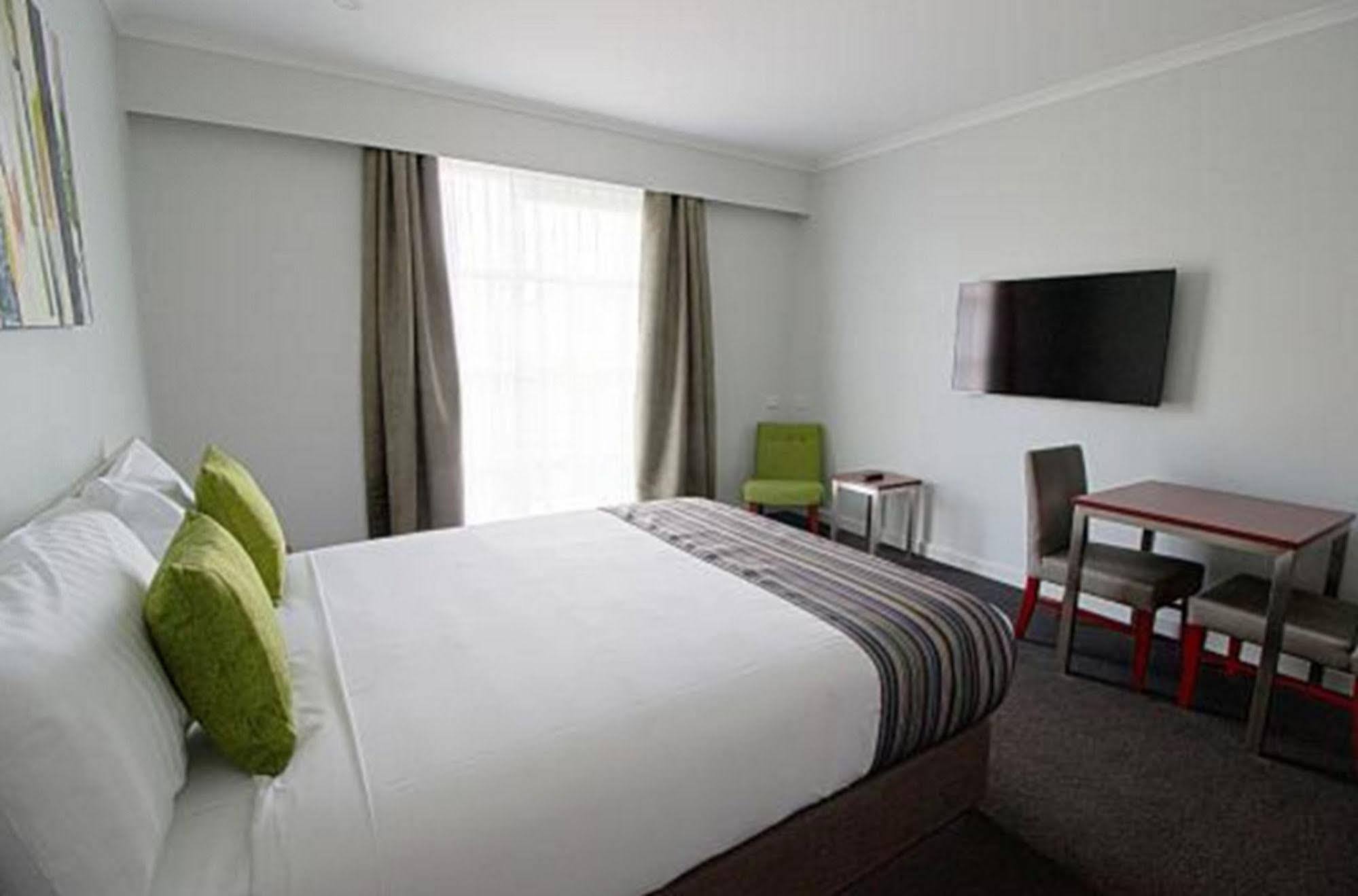 Abode Narrabundah Hotel Canberra Ngoại thất bức ảnh